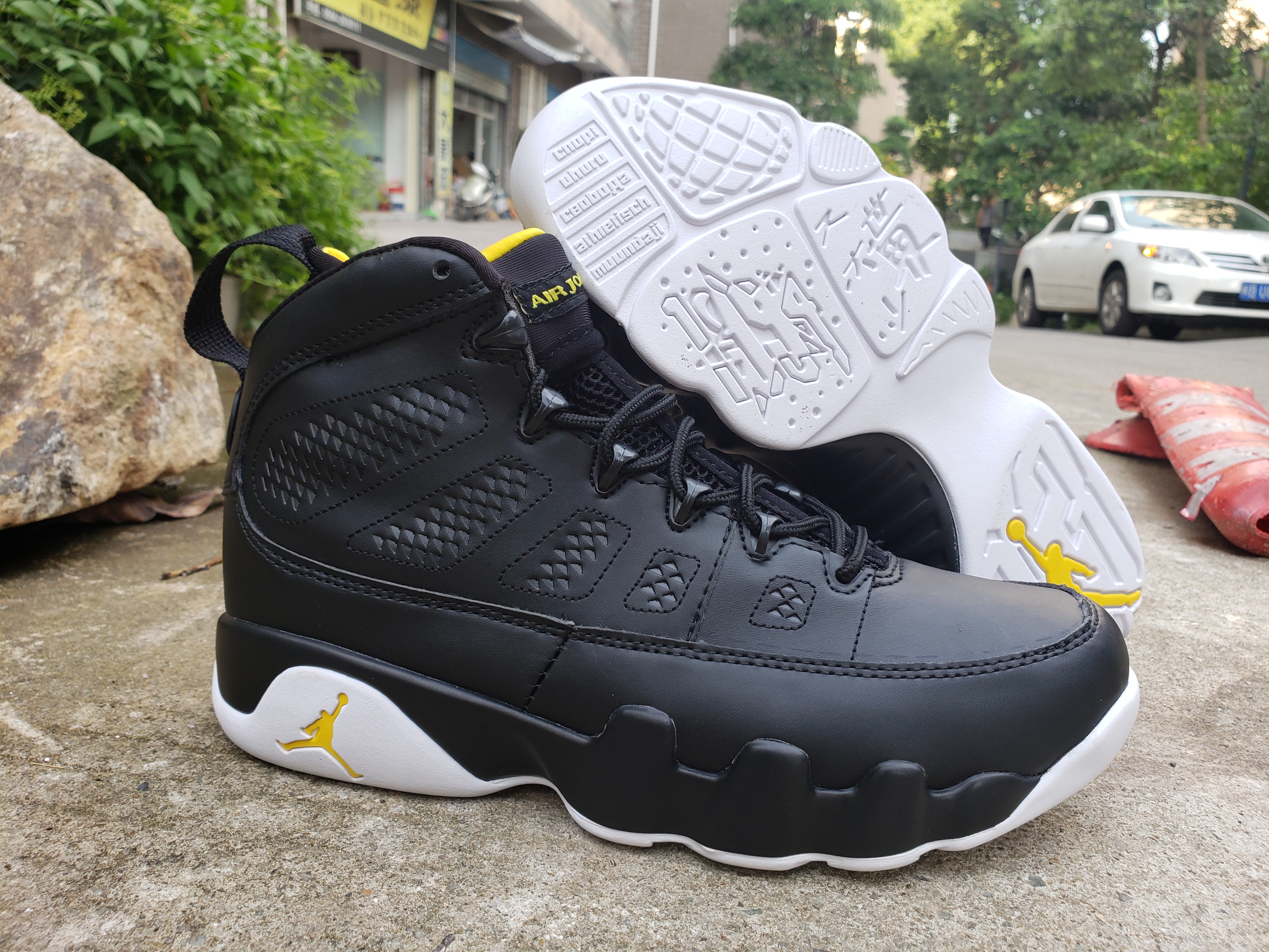 2019 Air Jordan 9 Retro Black White Yellow Shoes